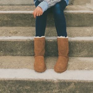 BEARPAW BOOTS ❤️